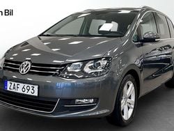Mörkgrå Begagnad 2017 VW Sharan GT Minibuss | 289 800 kr (Lite dyr)