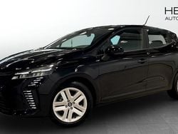 Svart (black) Ny 2025 Renault Clio V Evolution Halvkombi | 199 900 kr (Marknadspris)