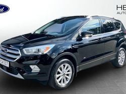 Svart (black) Begagnad 2016 Ford Kuga SUV | 164 000 kr (Marknadspris)