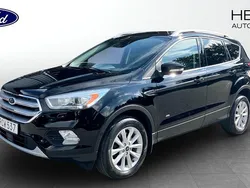 Svart (black) Begagnad 2016 Ford Kuga SUV | 169 000 kr (Marknadspris)