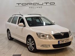 Vit Begagnad 2013 Skoda Octavia Style Kombi | 59 900 kr (Superpris)