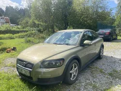 Grön Begagnad 2010 Volvo C30 Drive Kinetic Halvkombi | 20 000 kr (Marknadspris)