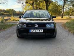 Svart Begagnad 2002 VW Golf IV GTI Halvkombi | 85 000 kr