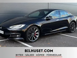 Svart Begagnad 2018 Tesla Model S Performance Sedan | 550 000 kr