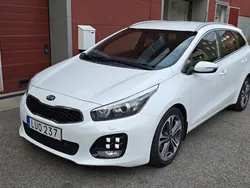 Vit Begagnad 2016 Kia Ceed Sportswagon GT-Line Kombi | 149 800 kr (Marknadspris)