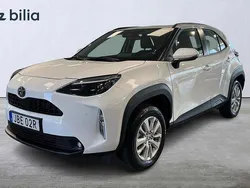 Vit Begagnad 2024 Toyota Yaris Cross Active SUV | 294 800 kr (Marknadspris)