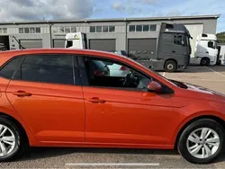 Orange Begagnad 2018 VW Polo Halvkombi | 134 500 kr (Marknadspris)