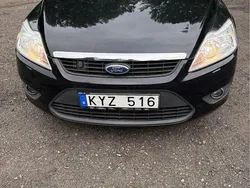Svart Begagnad 2011 Ford Focus Platinum Halvkombi | 62 000 kr