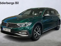 Grön Begagnad 2019 VW Passat Alltrack Executive Kombi | 305 500 kr (Dyr)