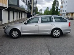 Silver Begagnad 2011 Skoda Octavia Ambiente Kombi | 55 000 kr (Marknadspris)