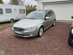 Brun Begagnad 2016 Volvo V70 Momentum Kombi | 119 000 kr (Bra pris)
