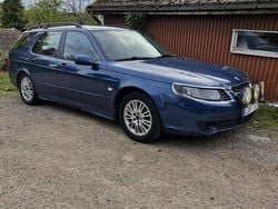 Blå Begagnad 2007 Saab 9-5 Kombi | 20 000 kr (Marknadspris)