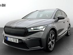 Grå (graphite grey metallic) Begagnad 2023 Skoda Enyaq iV SportLine SUV | 454 900 kr (Marknadspris)