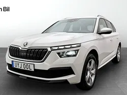 Vit Begagnad 2022 Skoda Kamiq Style SUV | 227 900 kr (Marknadspris)