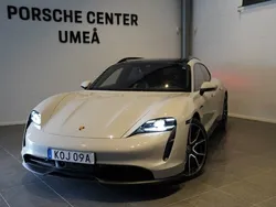 Ljusgrå Begagnad 2022 Porsche Taycan 4S Sedan | 799 000 kr (Dyr)