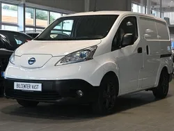 Vit Begagnad 2019 Nissan e-NV200 Van | 119 000 kr (Marknadspris)