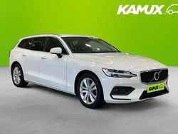 Vit Begagnad 2021 Volvo V60 Momentum Kombi | 274 900 kr (Marknadspris)