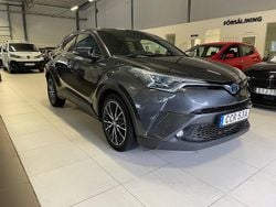 Mörkgrå Begagnad 2019 Toyota C-HR Executive SUV | 219 900 kr (Marknadspris)