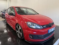 Röd Begagnad 2010 VW Golf VI GTI Halvkombi | 104 900 kr (Lite dyr)