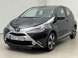 Svart Begagnad 2014 Toyota Aygo X-clusiv Halvkombi | 54 800 kr (Bra pris)