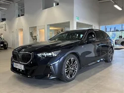 Svart Begagnad 2024 BMW 520 M Sport Kombi | 649 900 kr
