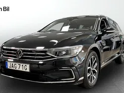 Svart Begagnad 2022 VW Passat Executive Kombi | 329 900 kr (Dyr)
