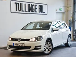 Vit Begagnad 2015 VW Golf VII Style Halvkombi | 124 900 kr (Marknadspris)