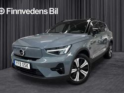 Grå Begagnad 2022 Volvo XC40 Plus SUV | 359 000 kr