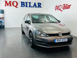 Grå Begagnad 2015 VW Golf VII Halvkombi | 139 900 kr (Marknadspris)