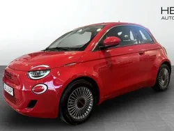 Röd (red) Begagnad 2021 Fiat 500e Red Halvkombi | 169 900 kr (Marknadspris)