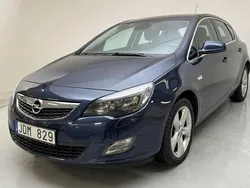 Mörkblå Begagnad 2011 Opel Astra Enjoy | 84 800 kr