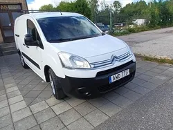 Vit Begagnad 2014 Citroën Berlingo Minibuss | 54 900 kr (Marknadspris)