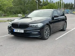 Svart Begagnad 2018 BMW 520 Sport Line Kombi | 229 000 kr (Marknadspris)