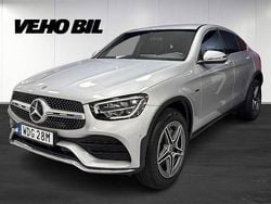 Silver Begagnad 2021 Mercedes GLC300e AMG line Sportkupé | 449 000 kr (Bra pris)