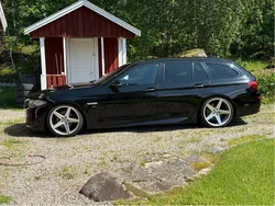 Svart Begagnad 2014 BMW 520 M Sport Kombi | 120 000 kr (Lite dyr)
