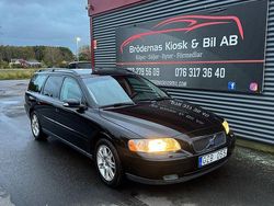 Svart Begagnad 2006 Volvo V70 Kinetic Kombi | 30 900 kr (Lite dyr)