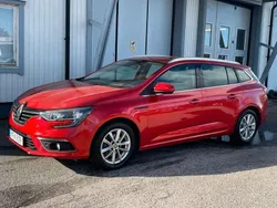 Röd Begagnad 2017 Renault Mégane GrandTour Kombi | 89 900 kr (Marknadspris)