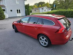 Röd Begagnad 2012 Volvo V60 Momentum Kombi | 65 000 kr (Marknadspris)