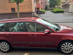 Röd Begagnad 2007 Volvo V50 Kinetic Kombi | 35 000 kr (Bra pris)