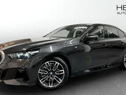Grå (black) Begagnad 2025 BMW 520 M Sport Sedan | 583 700 kr (Lite dyr)