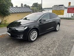 Svart Begagnad 2017 Tesla Model X SUV | 275 000 kr (Superpris)
