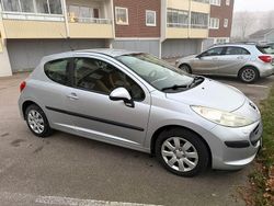 Begagnad 2006 Peugeot 207 Halvkombi | 22 000 kr (Marknadspris)