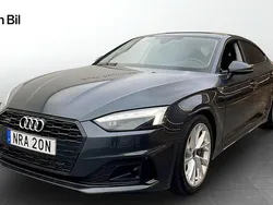 Grå Begagnad 2023 Audi A5 Sportback Advanced Halvkombi | 399 000 kr (Marknadspris)