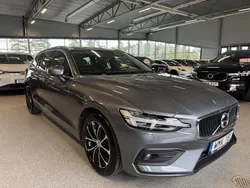 Grå Begagnad 2020 Volvo V60 Momentum Kombi | 306 900 kr (Marknadspris)