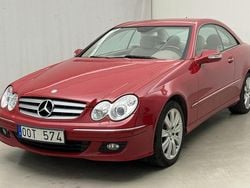 Ljusröd Begagnad 2008 Mercedes CLK320 Elegance | 106 000 kr