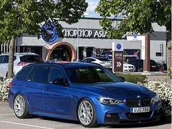 Blå Begagnad 2017 BMW 330 Shadowline Kombi | 270 000 kr