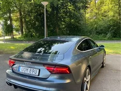 Grå Begagnad 2016 Audi RS7 Sportback Halvkombi | 525 000 kr