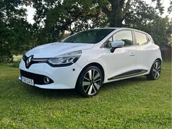 Vit Begagnad 2016 Renault Clio IV Halvkombi | 60 000 kr (Marknadspris)
