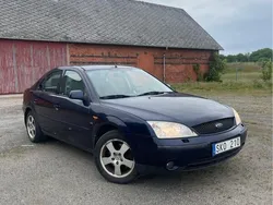 Blå Begagnad 2001 Ford Mondeo Halvkombi | 16 500 kr (Marknadspris)