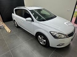 Vit Begagnad 2011 Kia Ceed Sportswagon Kombi | 24 000 kr (Dyr)